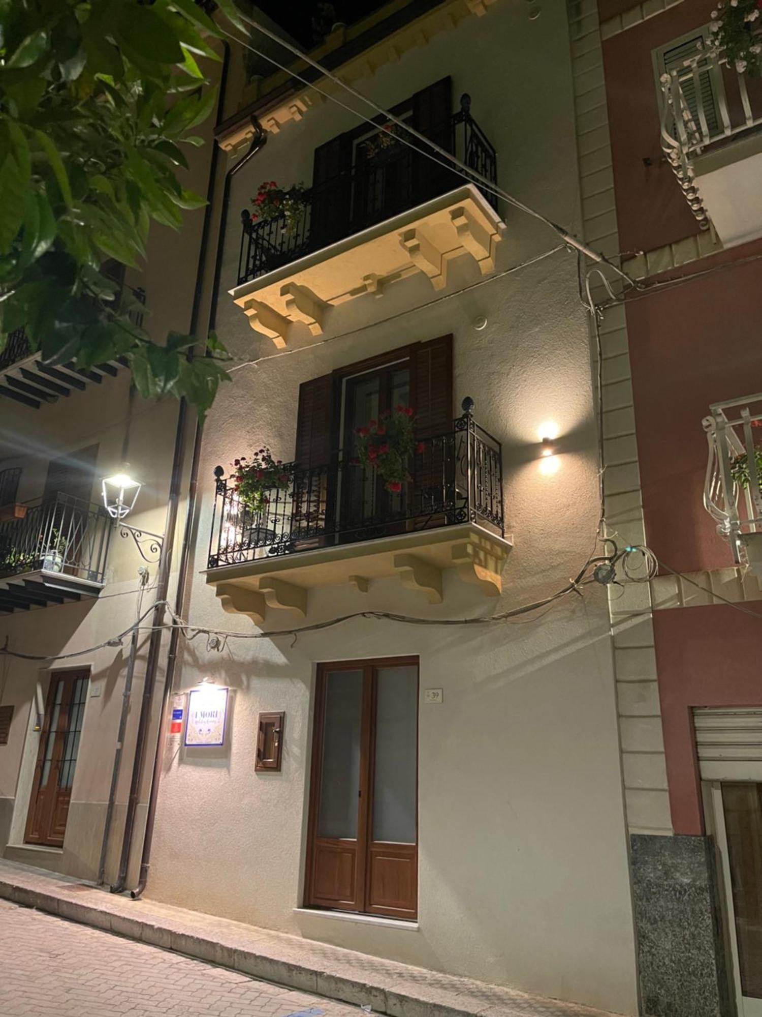 I Mori - Holiday Rooms Lascari Exterior foto